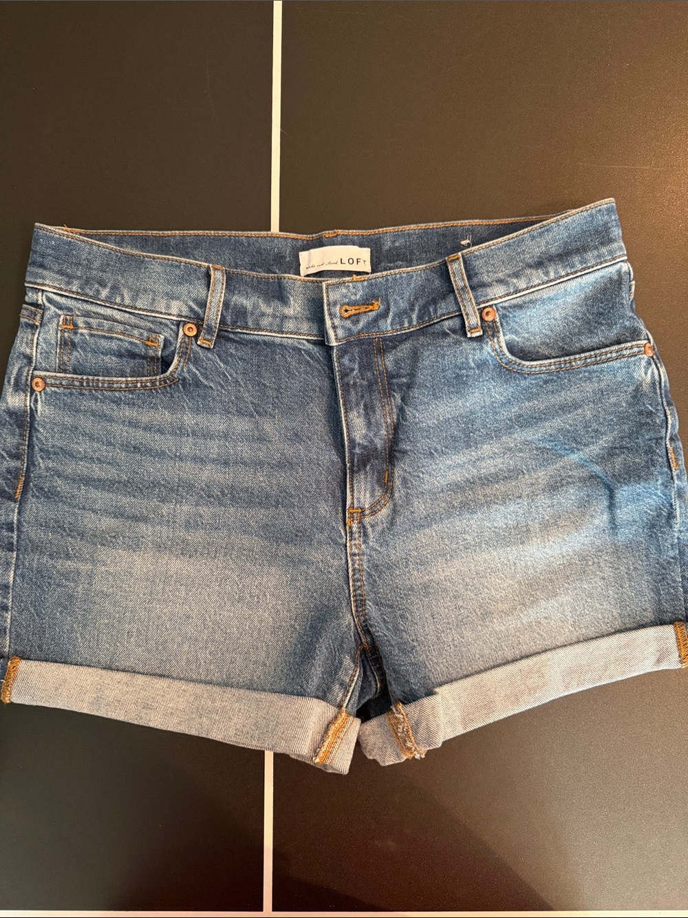 LOFT Rolled Hem Denim Shorts -27/4